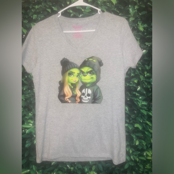SALE NEW Custom Made Grinch V Neck Tee - Picture 6 of 7
